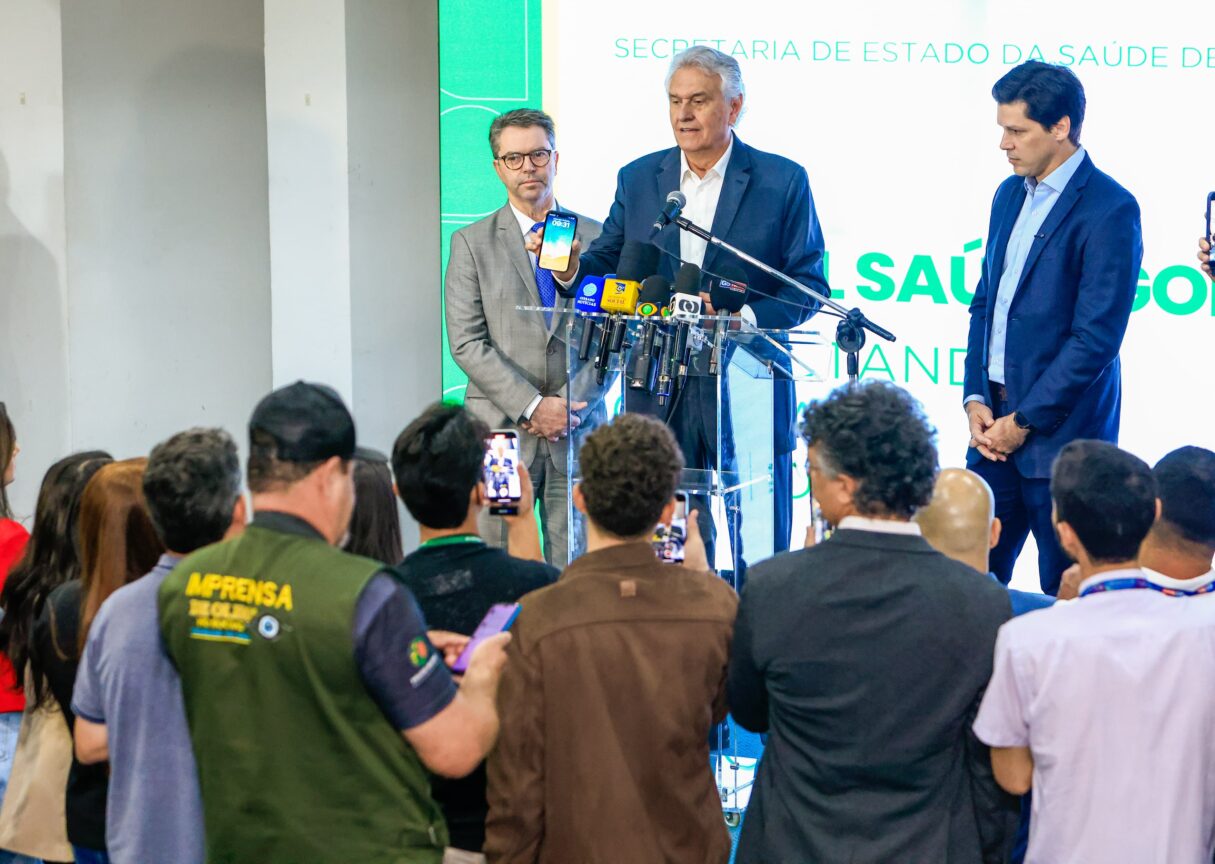 Caiado-lanca-Canal-Saude-Goias_Wesley-Costa-1215x864.jpeg